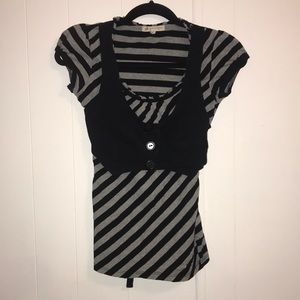 FREE‼️Younique shirt